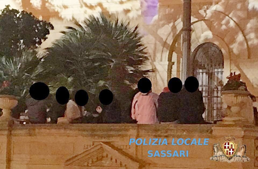 Assembramenti a Sassari