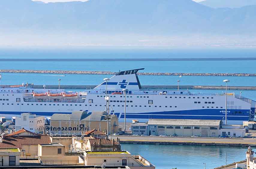 Tirrenia - continuità marittima Sardegna