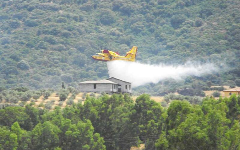 Canadair a Ozieri