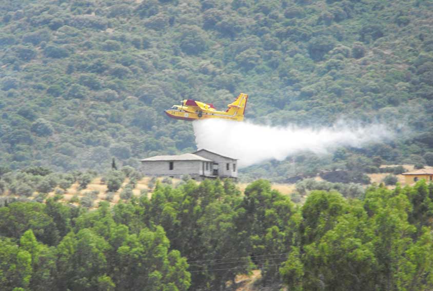 Canadair a Ozieri