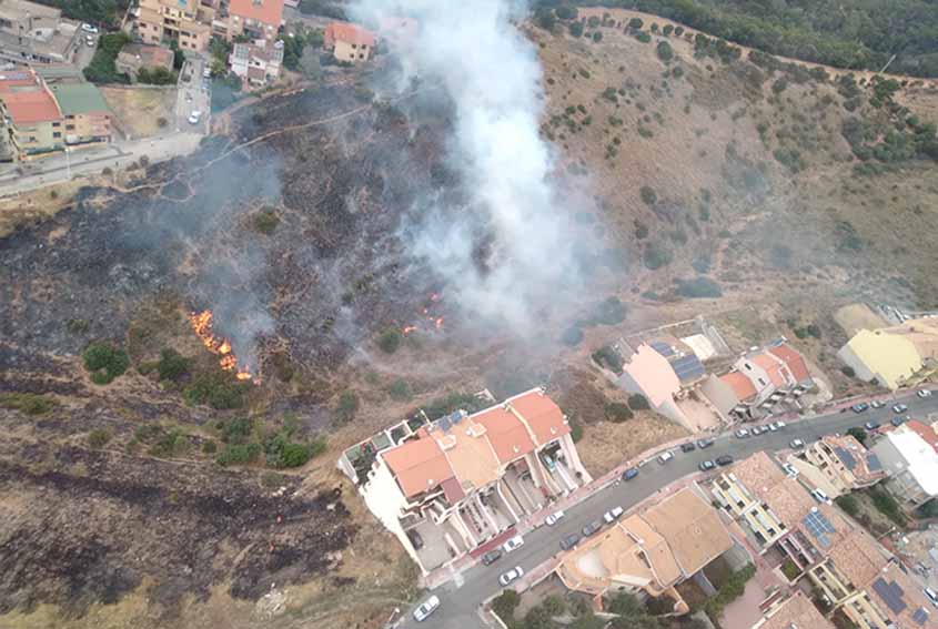 Incendio a Sinnai