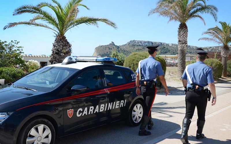 Carabinieri al Poetto Cagliari