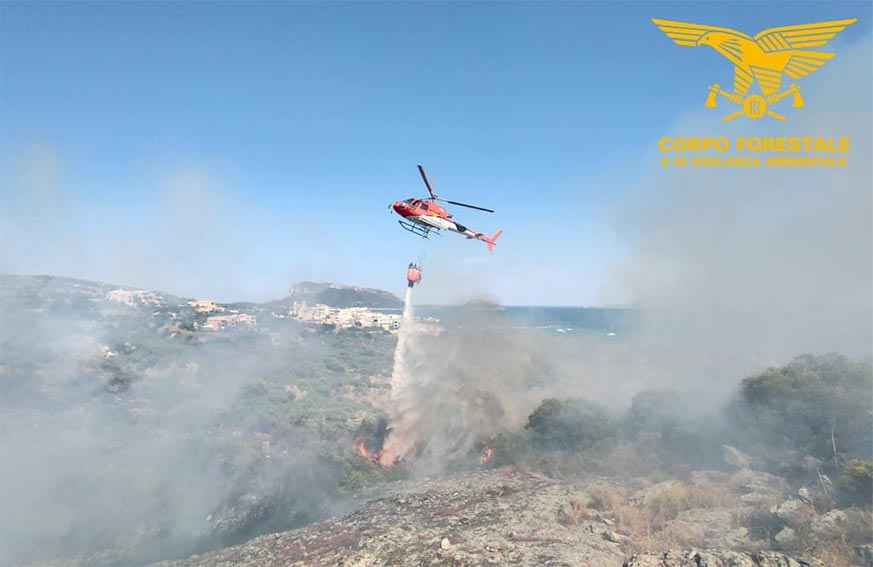 Incendi Sardegna elicottero