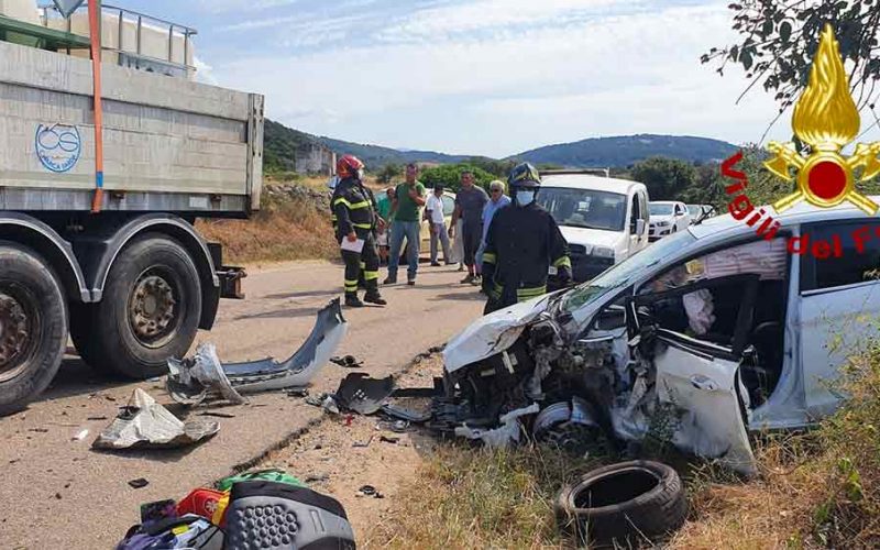 Incidente strada per Luogosanto