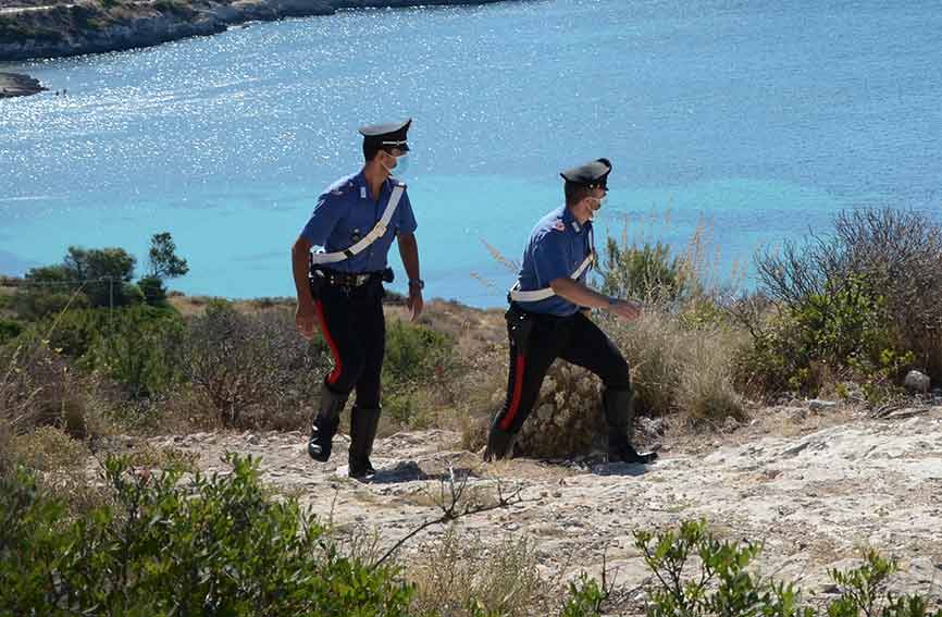 Furto spiaggia Piscinas ad Arbus