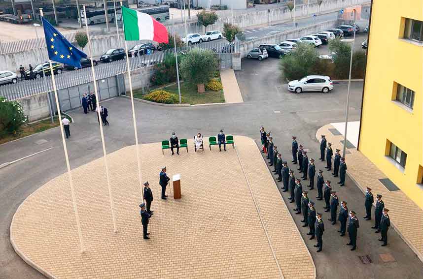 Cerimonia nuovo comandante Guardia di Finanza Sassari