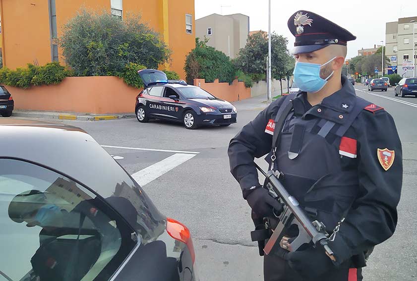 Carabiniere armato