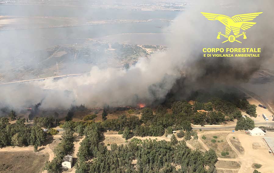 Incendio Assemini Uta e Decimomannu