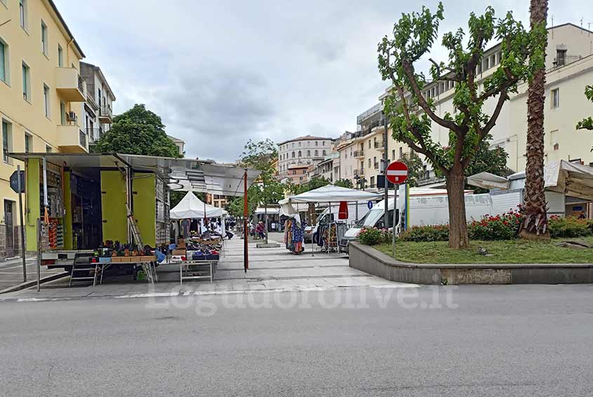 Piazza Garibaldi Ozieri mercato