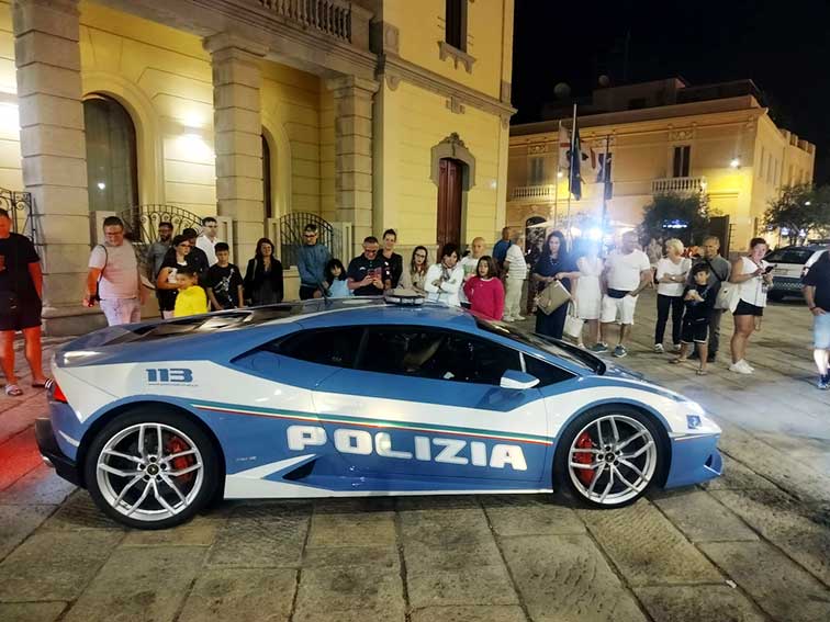 Lamborghini polizia Stradale