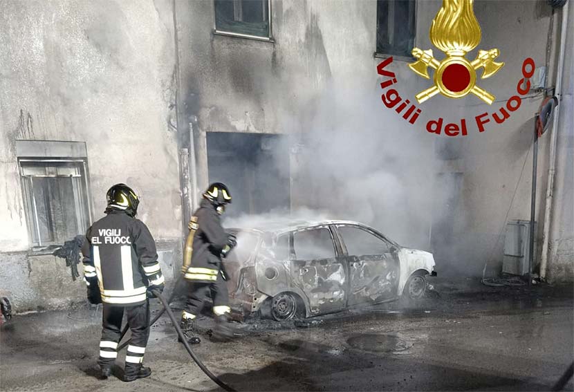 Incendio auto Tula