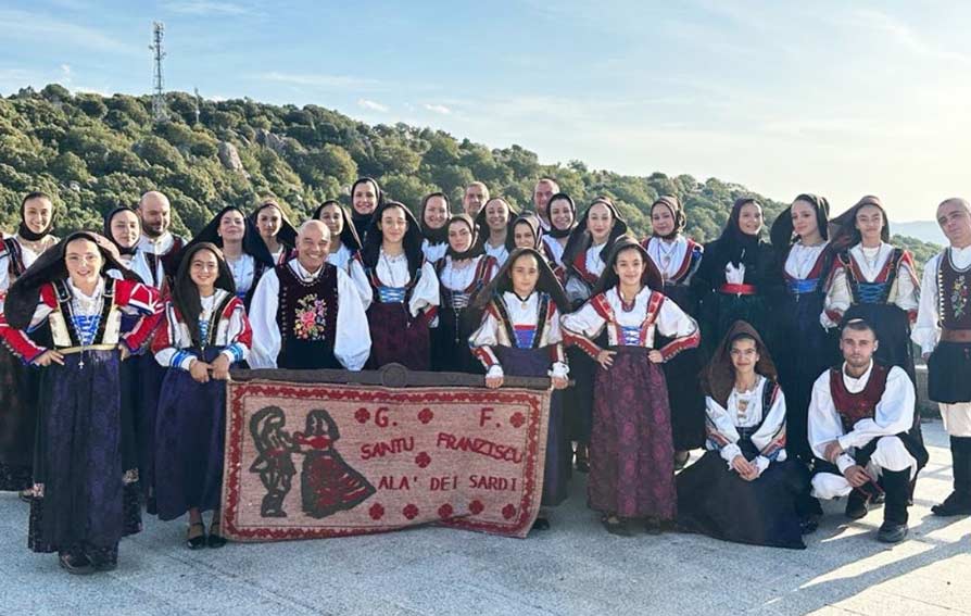 Gruppo Folk Santu Franziscu Ala dei Sardi