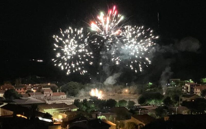 San Lorenzo a Banari fuochi dartificio