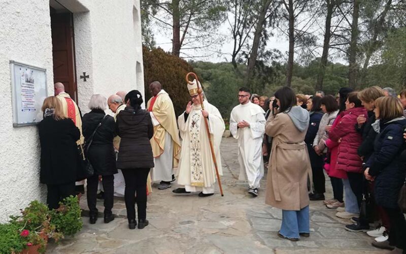 Porta giubilare santuario N.S. di Luche Illorai