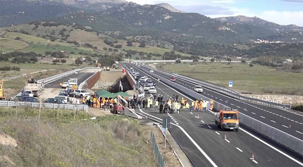 Statale 729 Sasari Olbia ponte riu Mannu