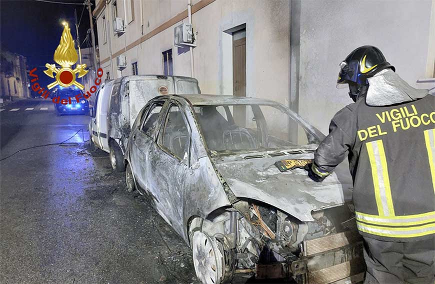 Incendio auto Galtelli